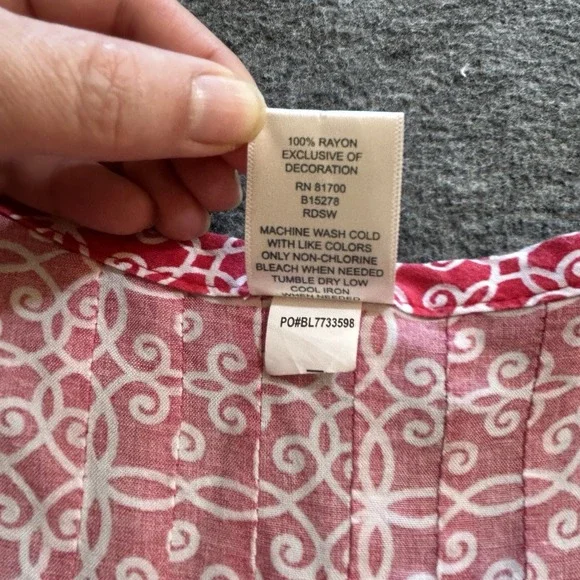 Blair Women's 3/4 Sleeve V-Neck Blouse Red White Pleated Crochet Trim 3XL - Picture 9 of 11